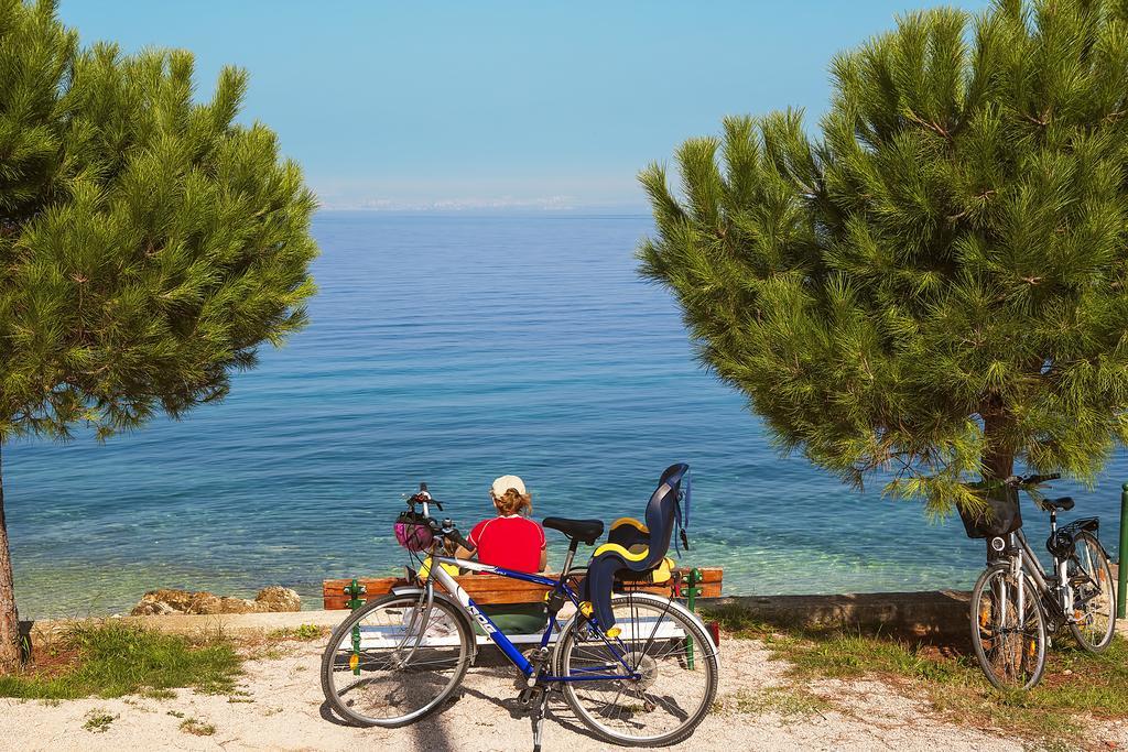 Spa & Wellness Hotel Pinia Malinska Εξωτερικό φωτογραφία