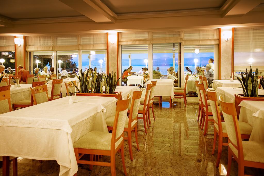 Spa & Wellness Hotel Pinia Malinska Εξωτερικό φωτογραφία