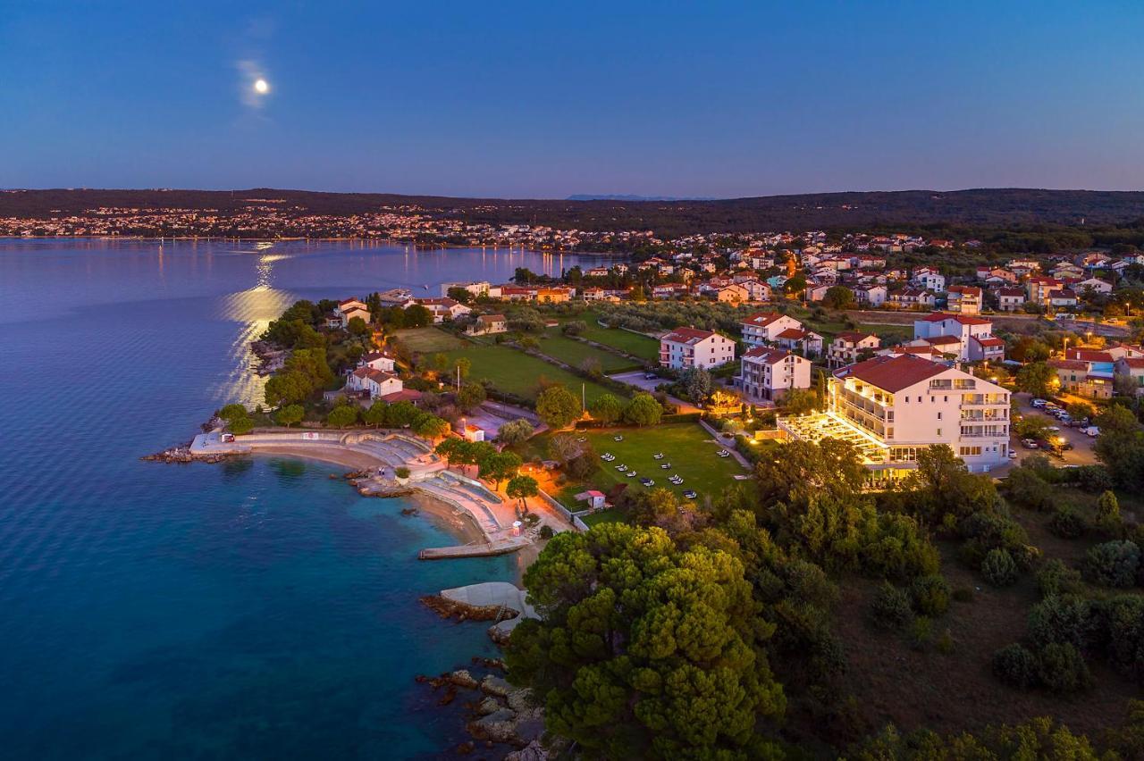 Spa & Wellness Hotel Pinia Malinska Εξωτερικό φωτογραφία